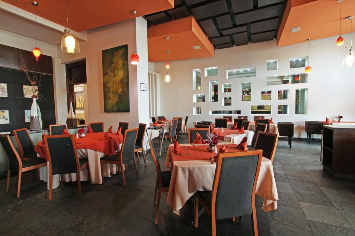 Hotel Colon Plaza Business Class Nuevo Laredo Eksteriør billede