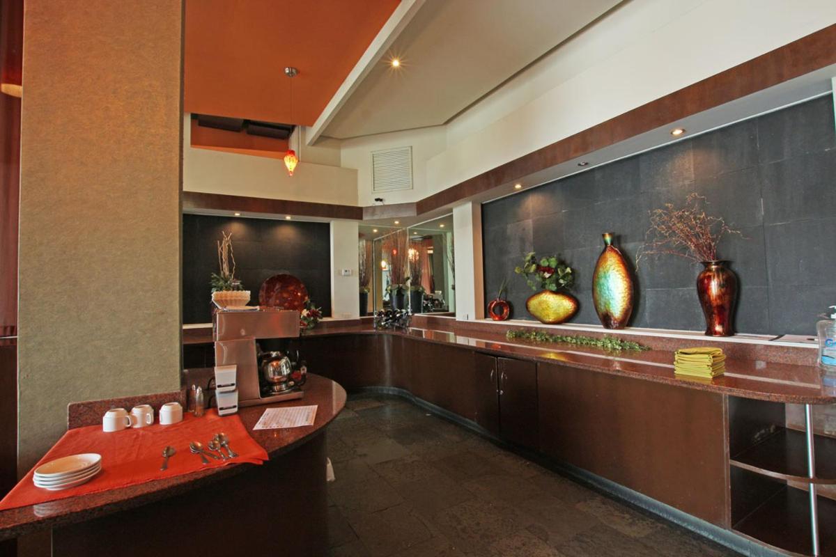 Hotel Colon Plaza Business Class Nuevo Laredo Eksteriør billede