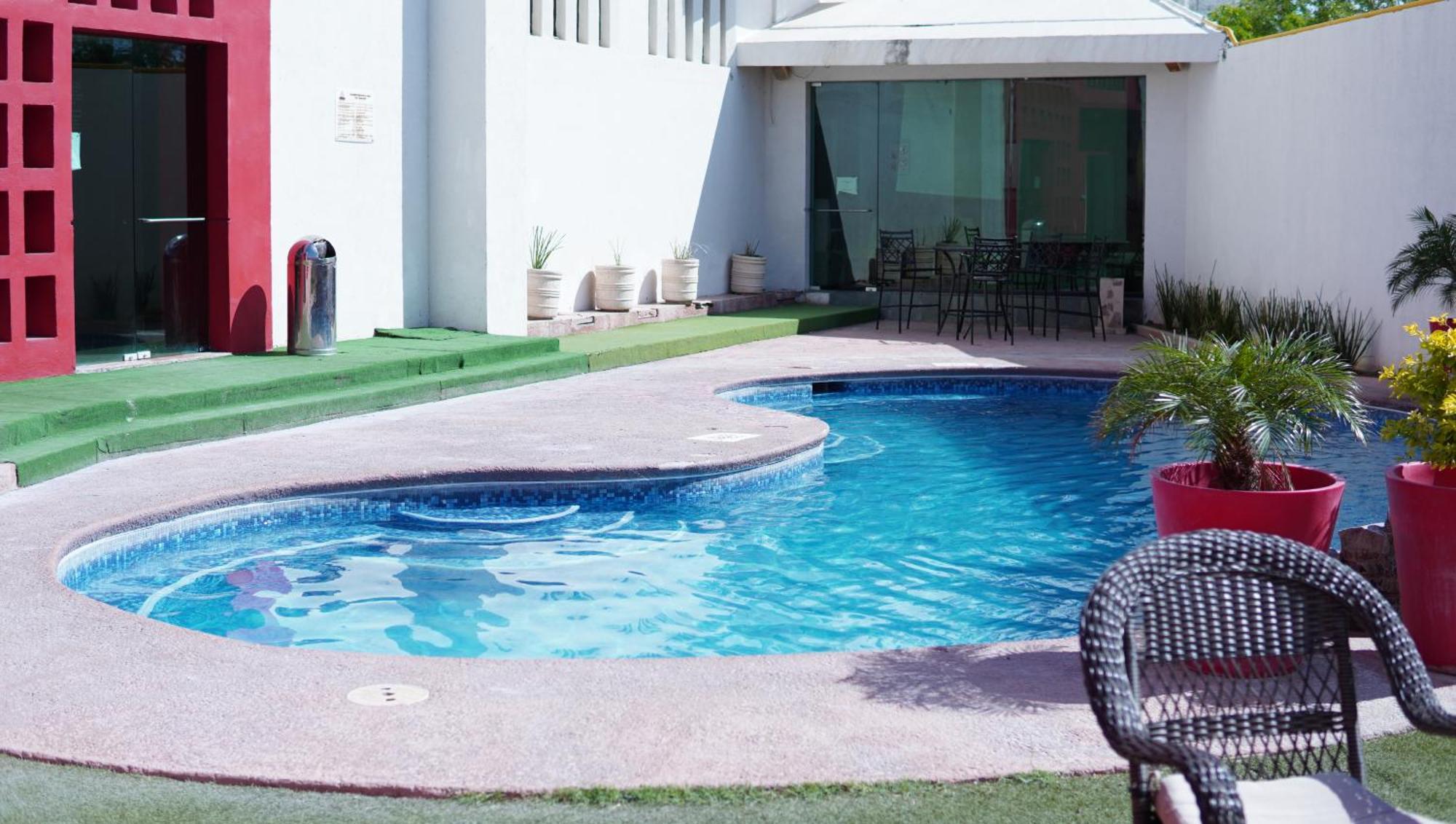 Hotel Colon Plaza Business Class Nuevo Laredo Eksteriør billede