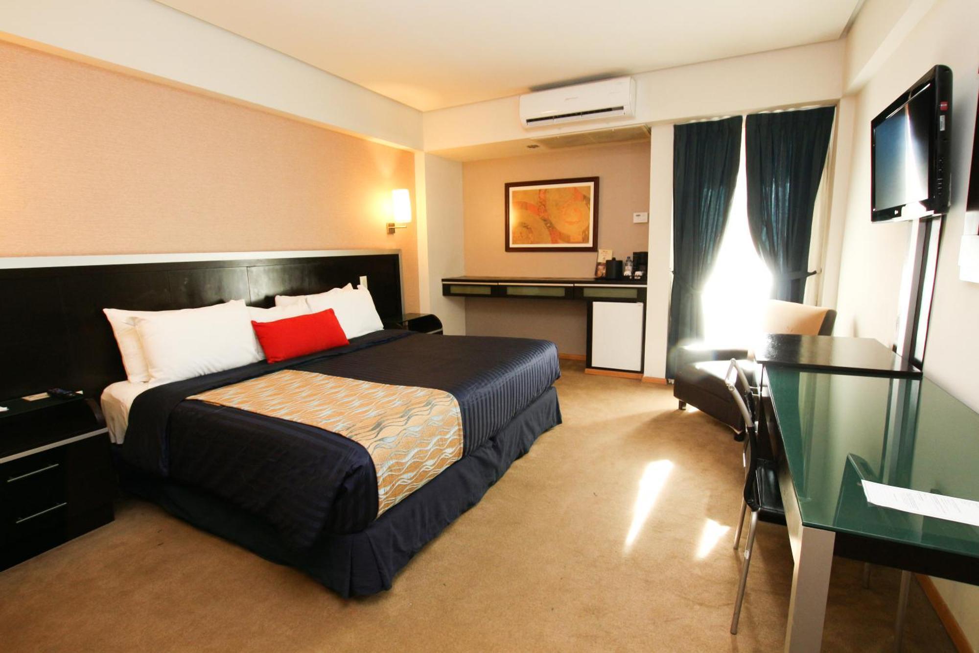 Hotel Colon Plaza Business Class Nuevo Laredo Eksteriør billede